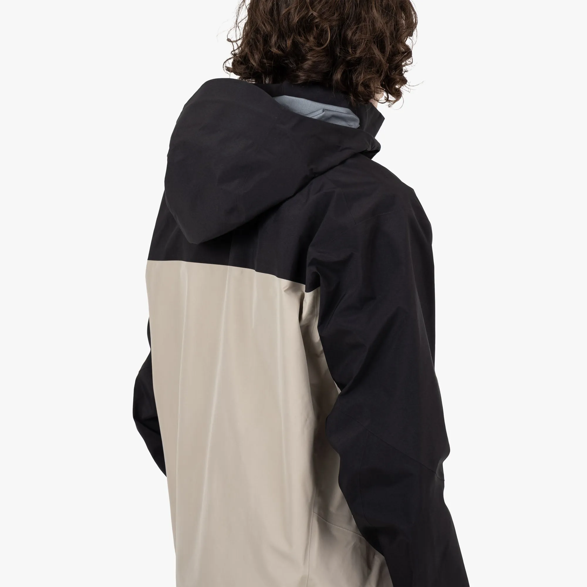 Arc'teryx Beta AR Jacket Black / Rune