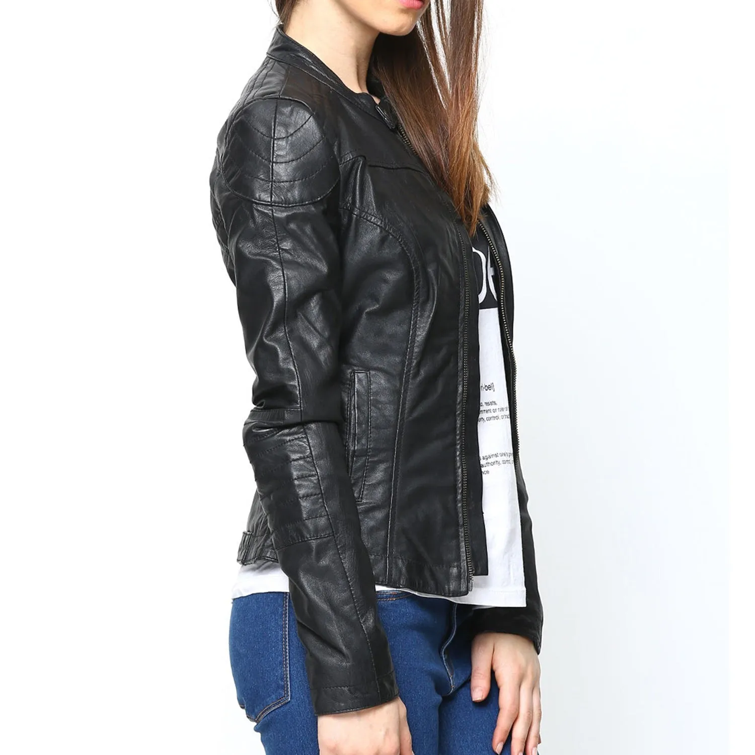 Black Leather Ladies Jacket With Zipper Closure