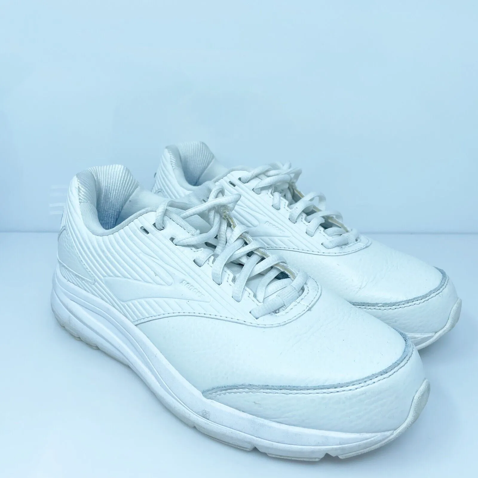 Brooks Womens Addiction Walker 2 1203071B142 White Running Shoes Sneakers Sz 7 B