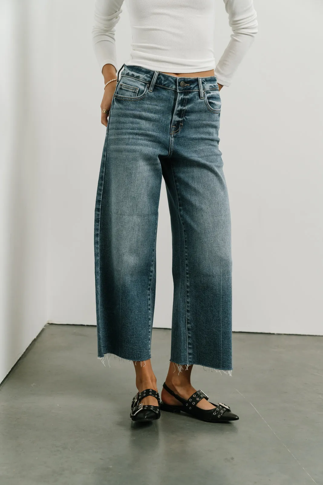 Colette Wide Leg Jeans in Medium Wash