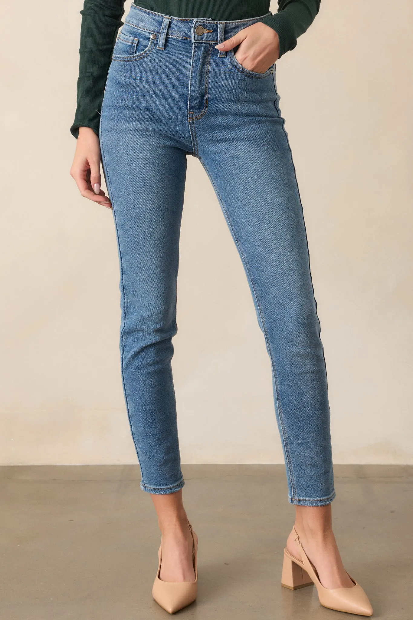 Common Ground Medium Wash Stretch Skinny Jeans