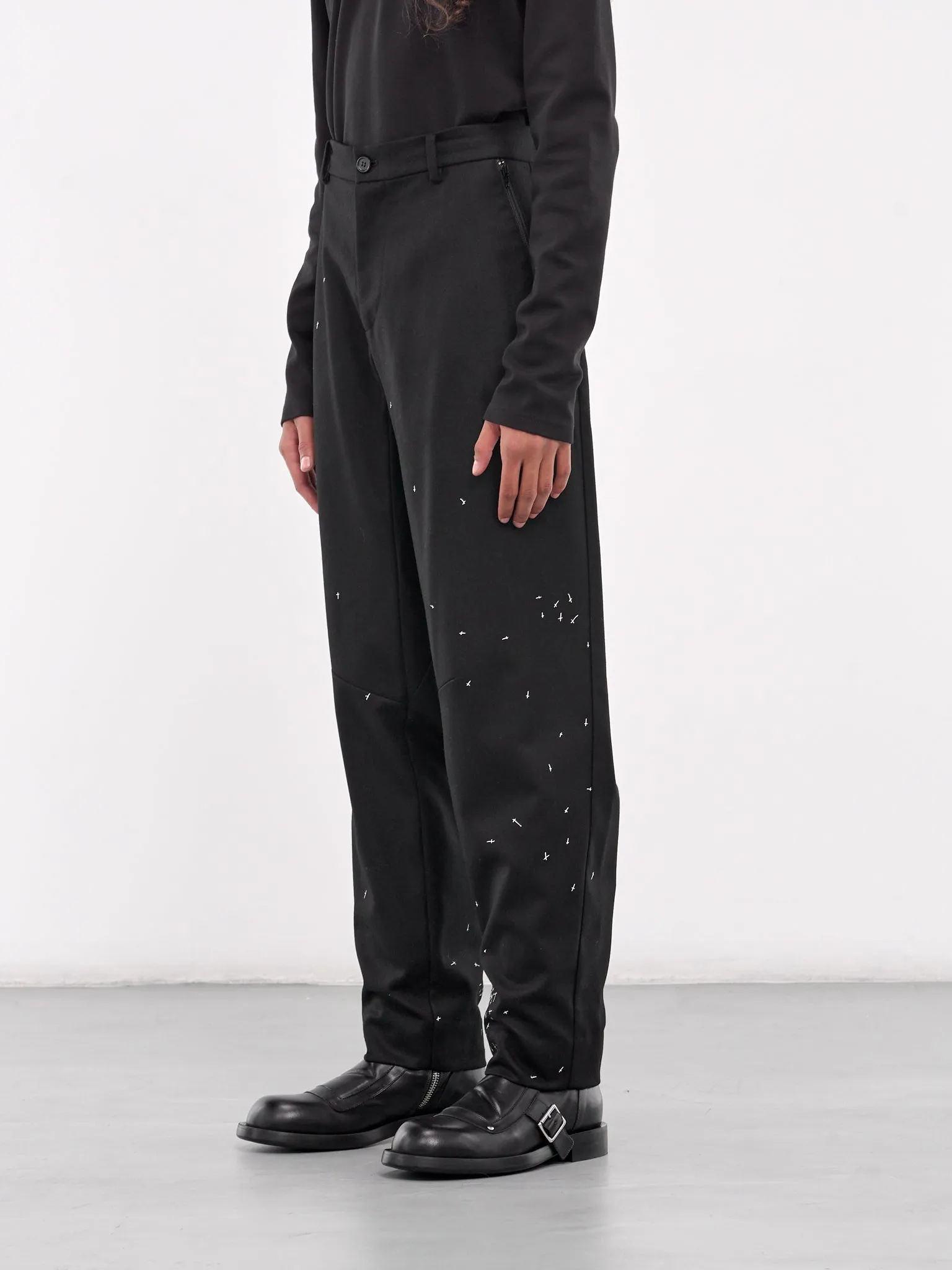 Cross Embellished Trousers (UC2D4508-BLACK)