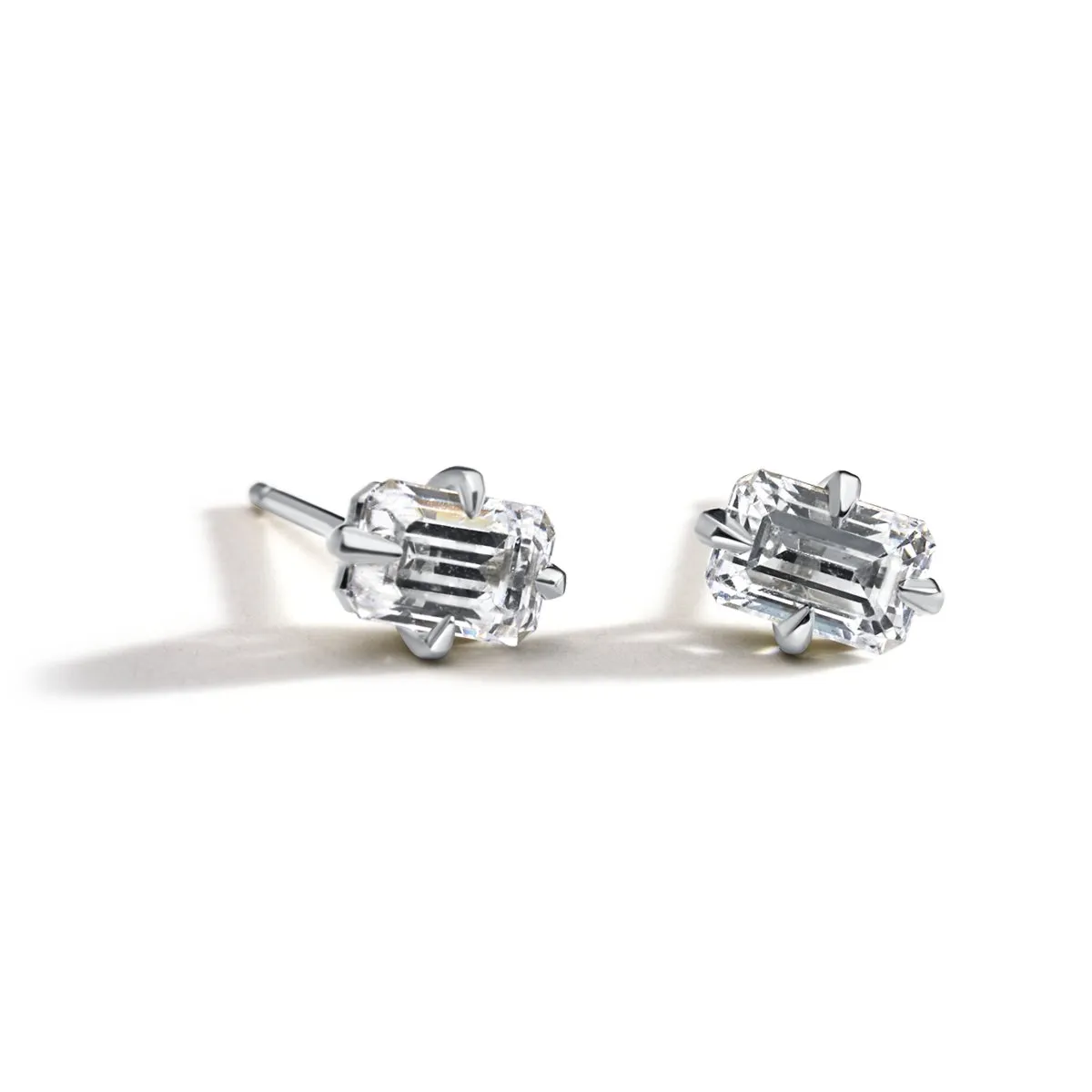 Emerald Shaped Prong-Set Diamond Stud Mount