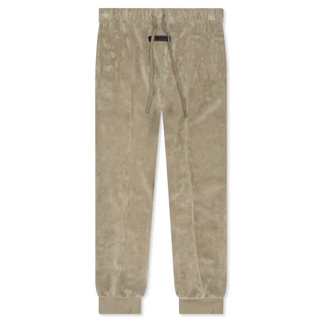 Oak Essentials Womens Velour Pant