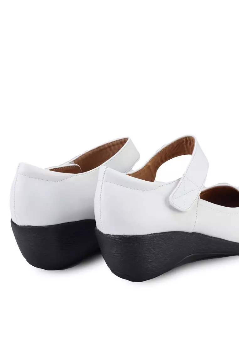 Stylish Faux Leather Mary Wedge Shoes