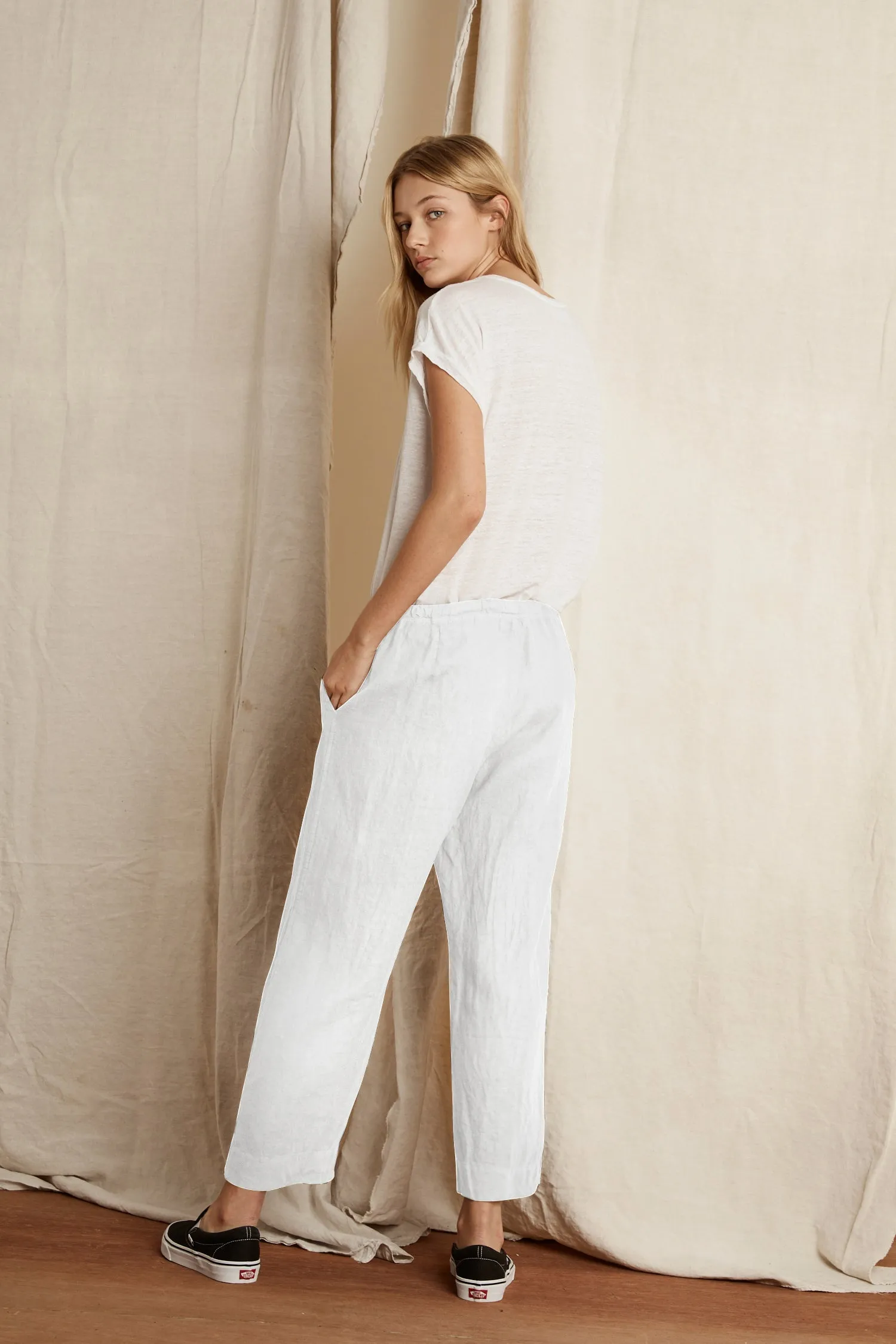 KORA WOVEN LINEN TROUSERS IN WHITE