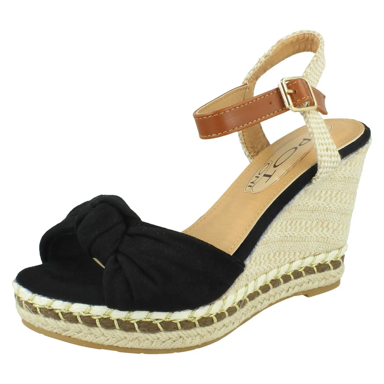 Women's F1R2016 Spot-On Knotted Vamp Wedges