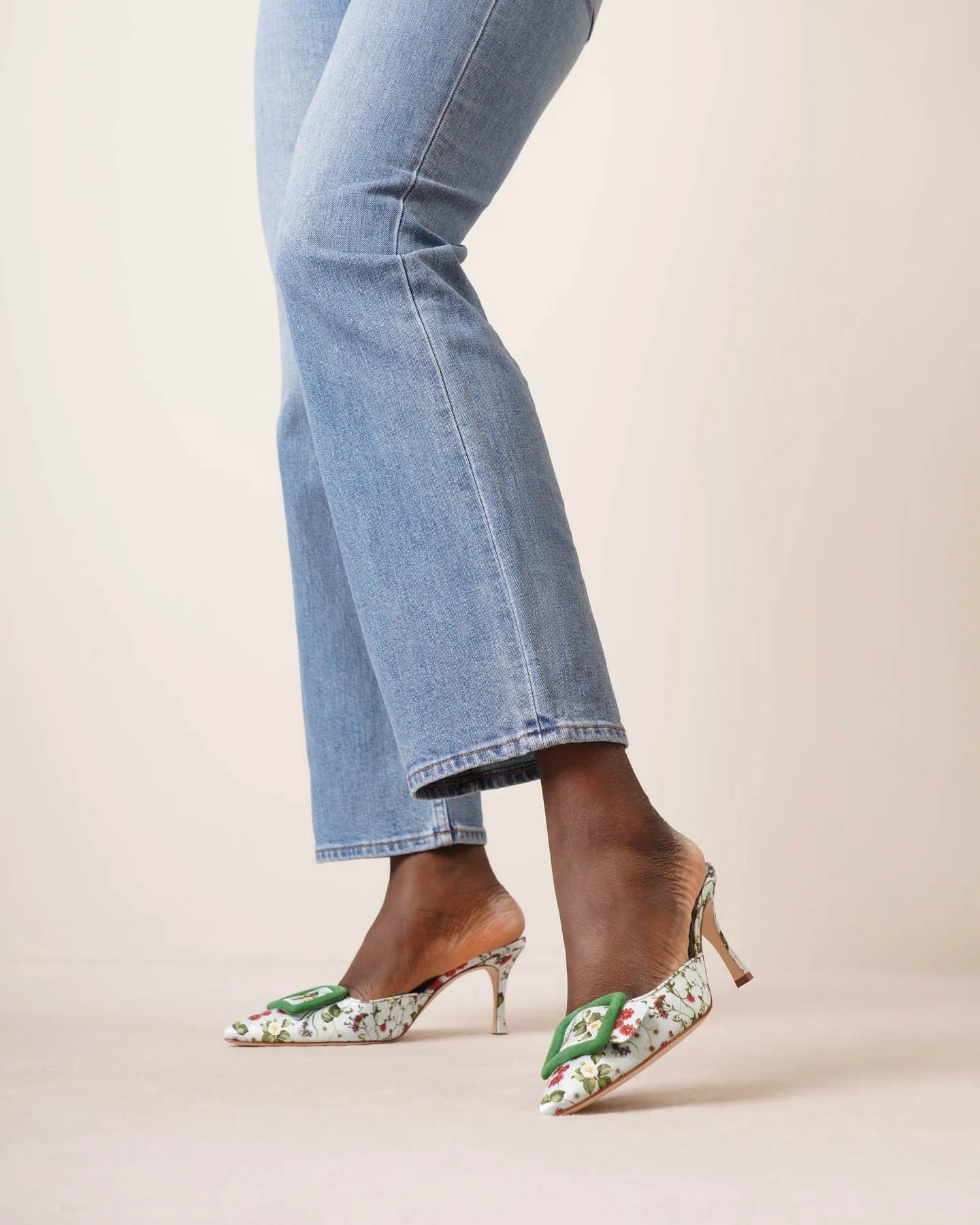 Manolo Blahnik Maysalebi 70 floral green mules