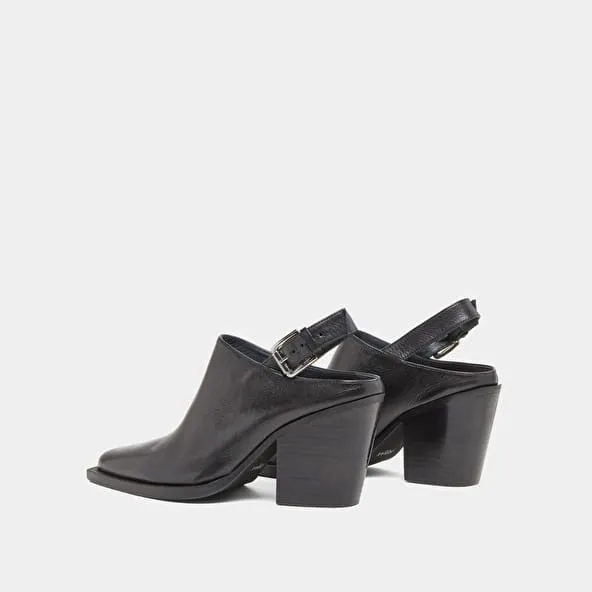 Mules with beveled heels in black leather