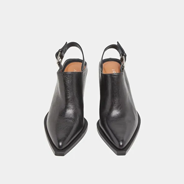 Mules with beveled heels in black leather