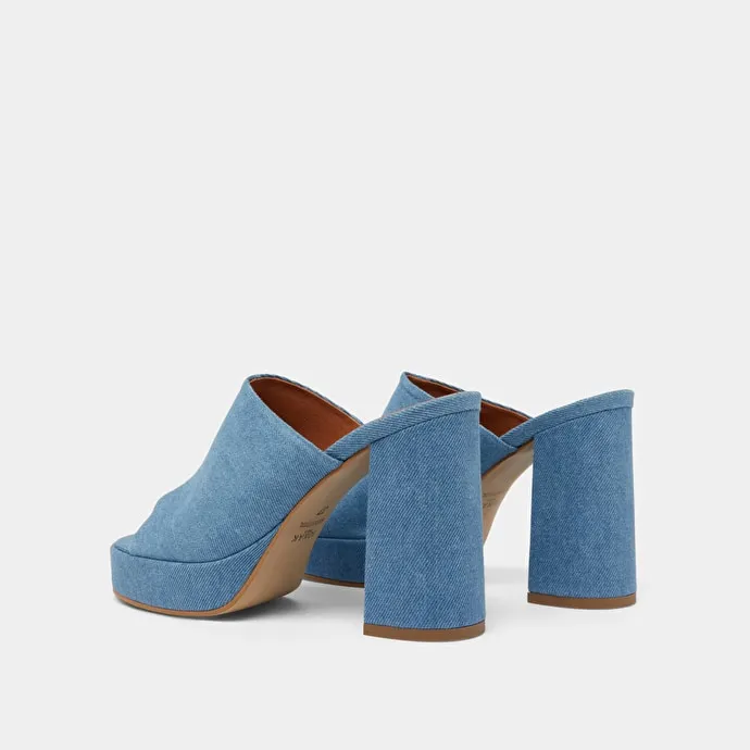 Mules with heels in blue denim