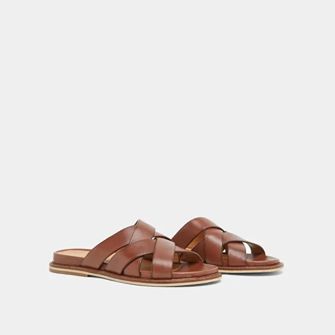 Mules with wide straps in cognac leather