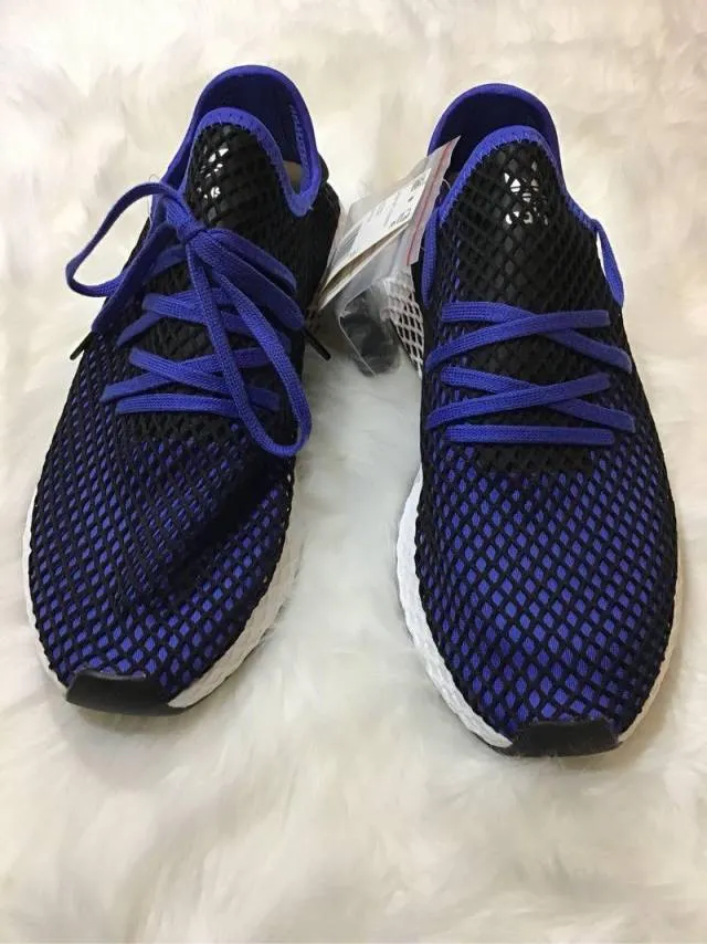 NIB AUTH ADIDAS DEERUPT RUNNER SNEAKERS