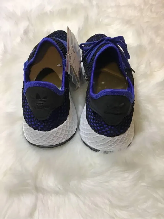 NIB AUTH ADIDAS DEERUPT RUNNER SNEAKERS