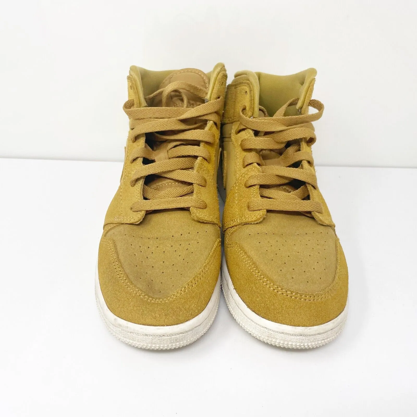 Nike Boys Air Jordan 1 554725-725 Gold Basketball Shoes Sneakers Size 6.5Y