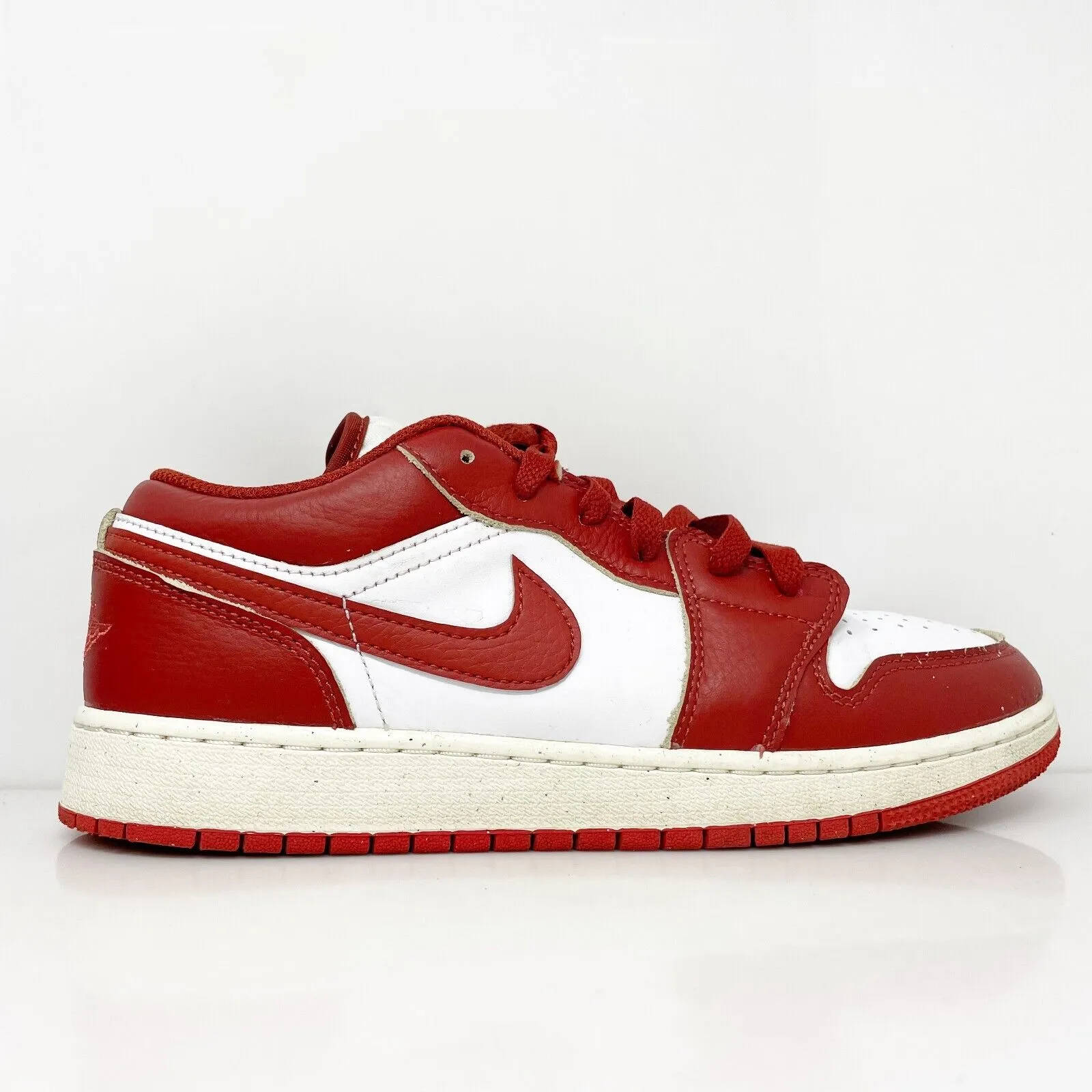 Nike Boys Air Jordan 1 Low SE FJ3465-160 Red Basketball Shoes Sneakers Size 7Y