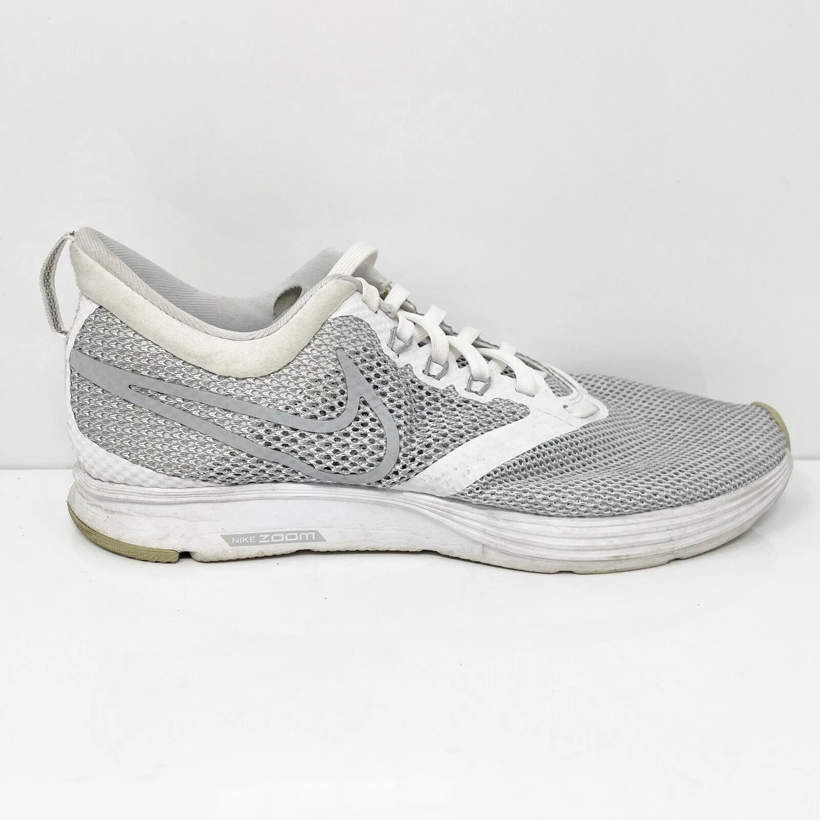 Nike Womens Zoom Strike AJ0188-100 Gray Running Shoes Sneakers Size 8.5