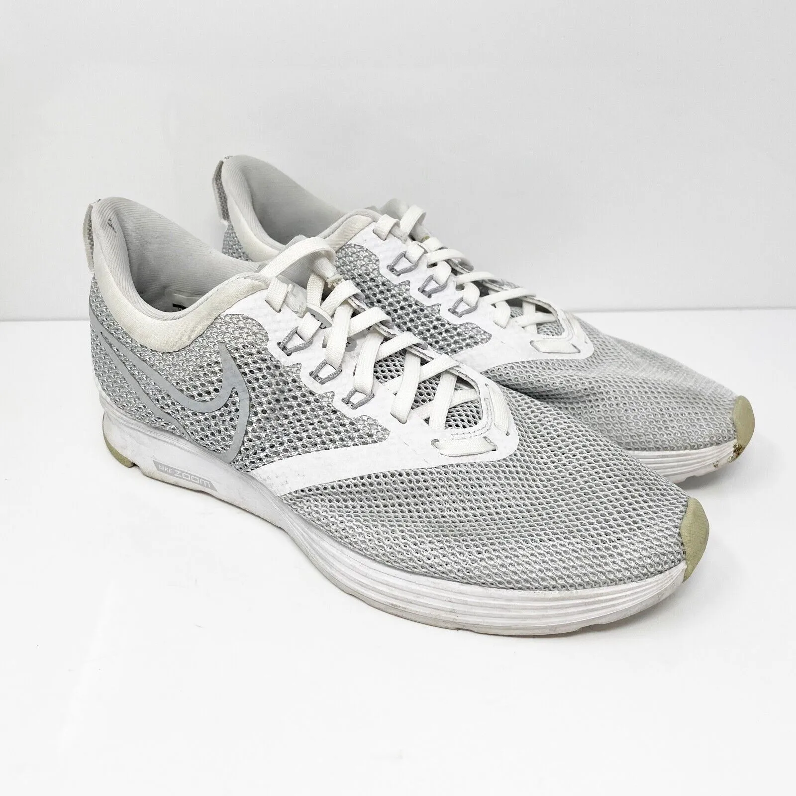 Nike Womens Zoom Strike AJ0188-100 Gray Running Shoes Sneakers Size 8.5