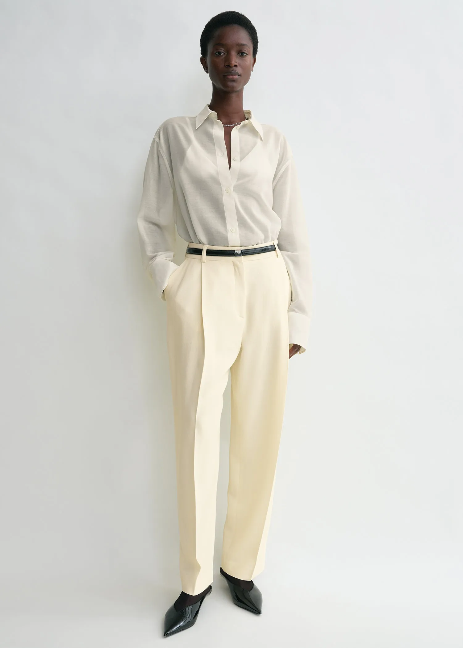 Pleated straight trousers butter