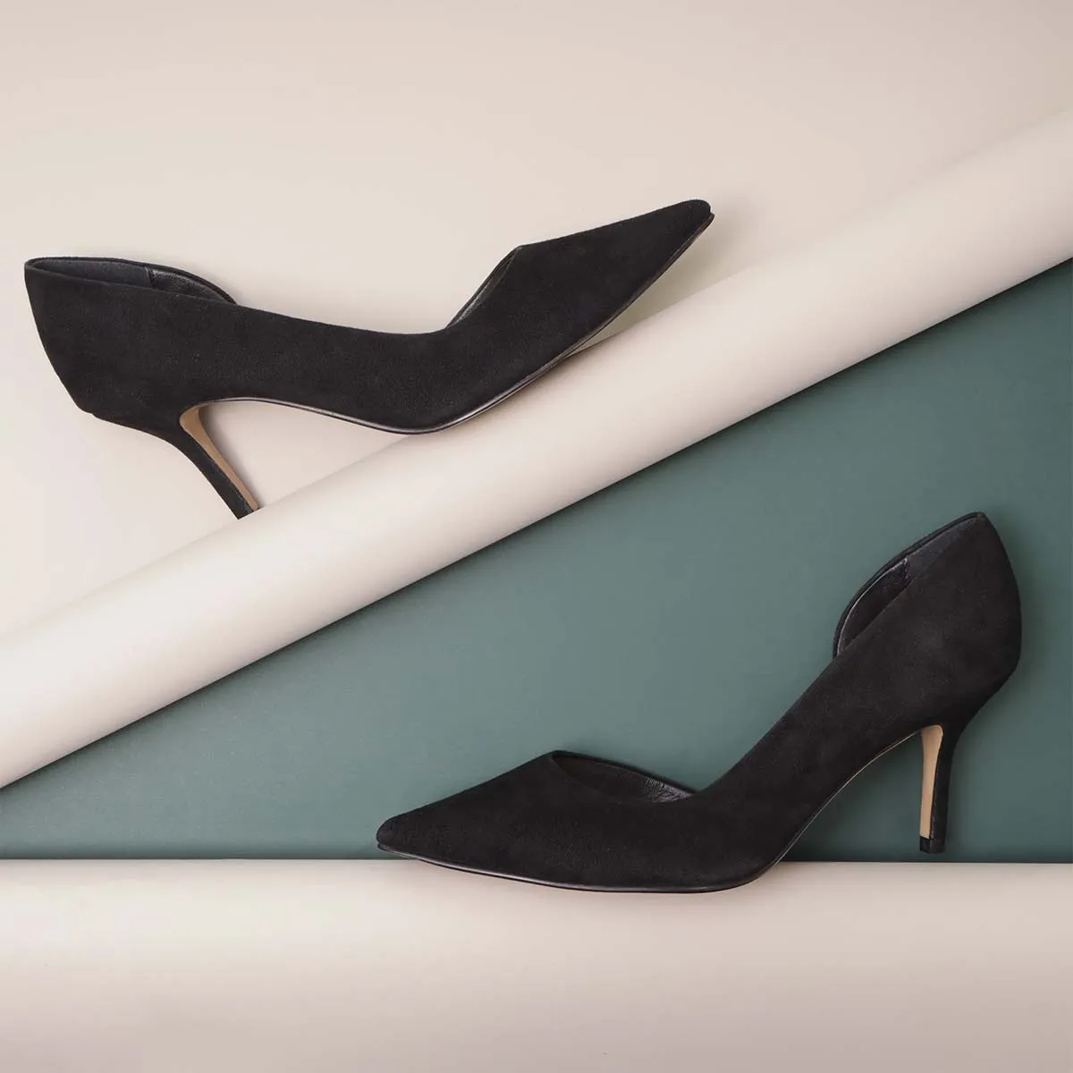 Saint Layla Black Suede Leather Pumps