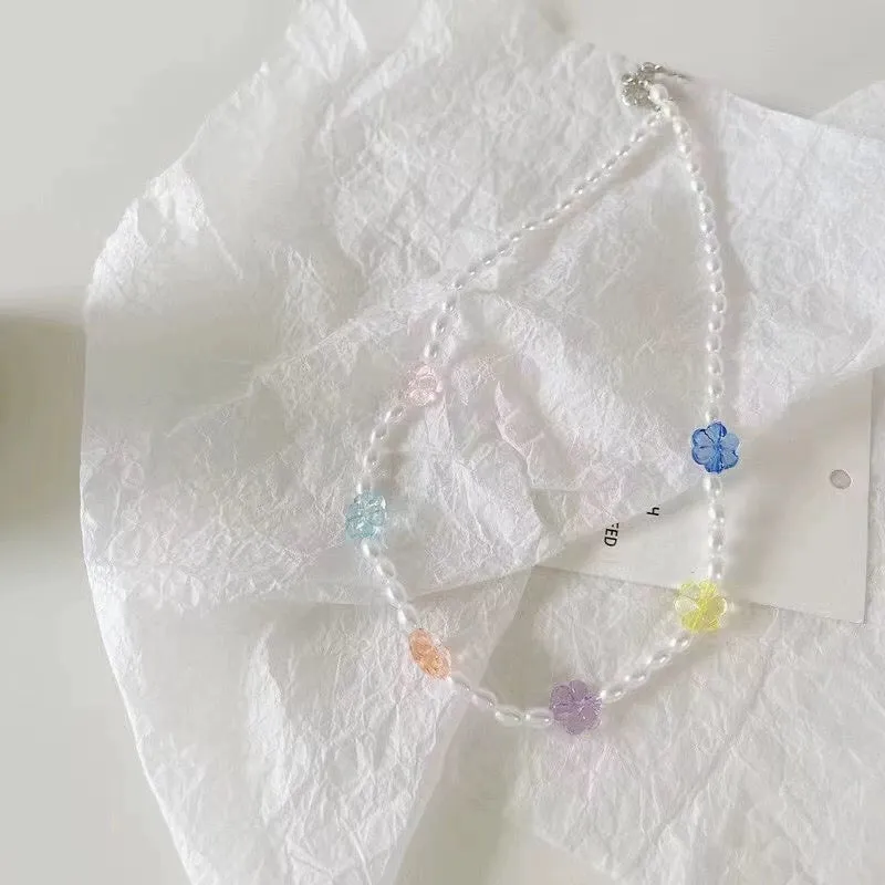 Small rainbow flower necklace ~ sweet girl atmosphere beaded necklace clavicle chain ins style playful and cute necklace jewelry