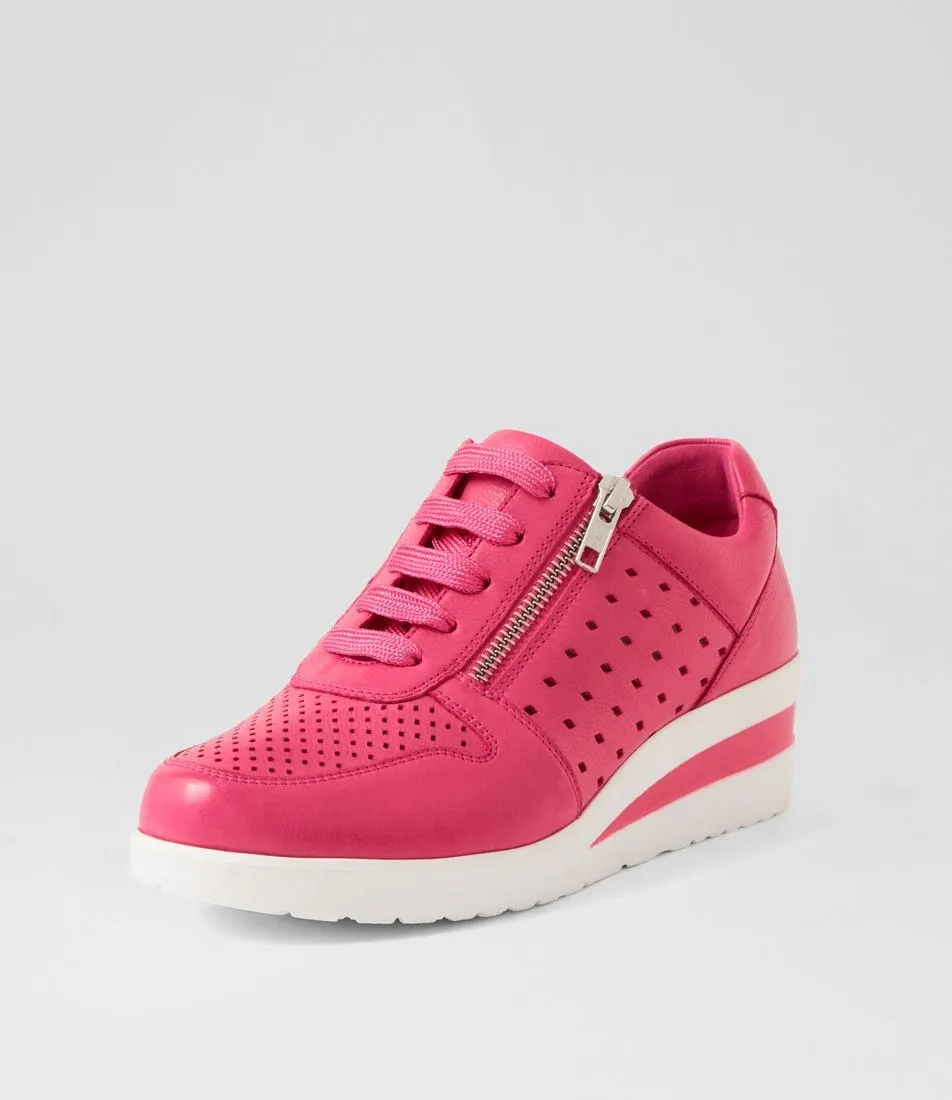 SUPERSOFT Resepct Fuchsia Leather Sneakers