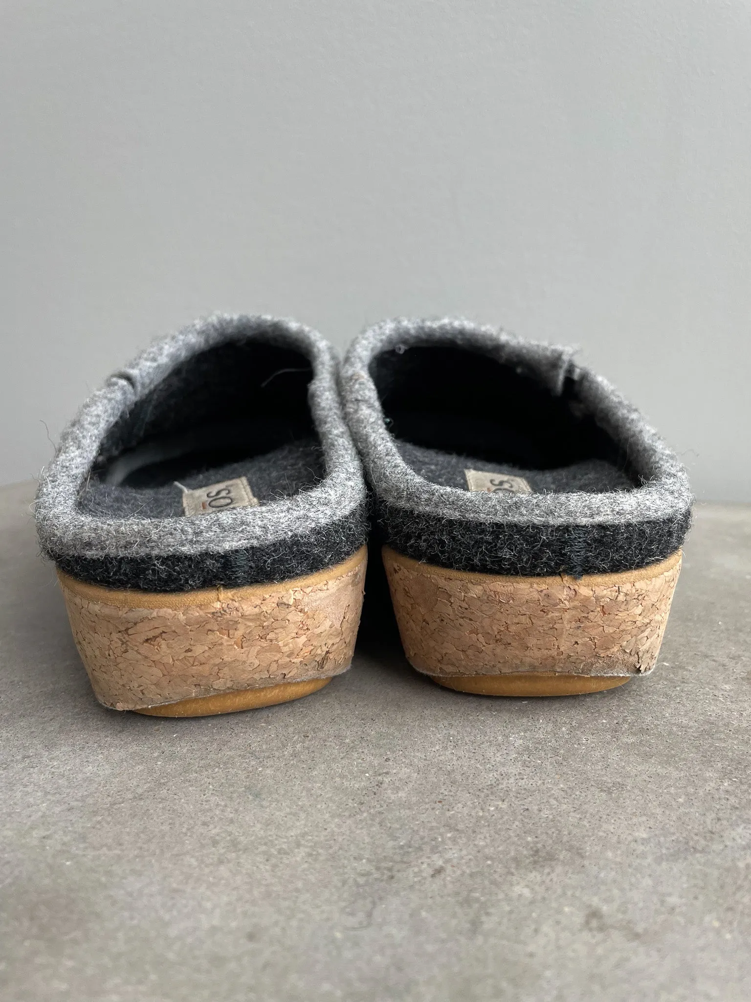 TAOS WOOL MULES