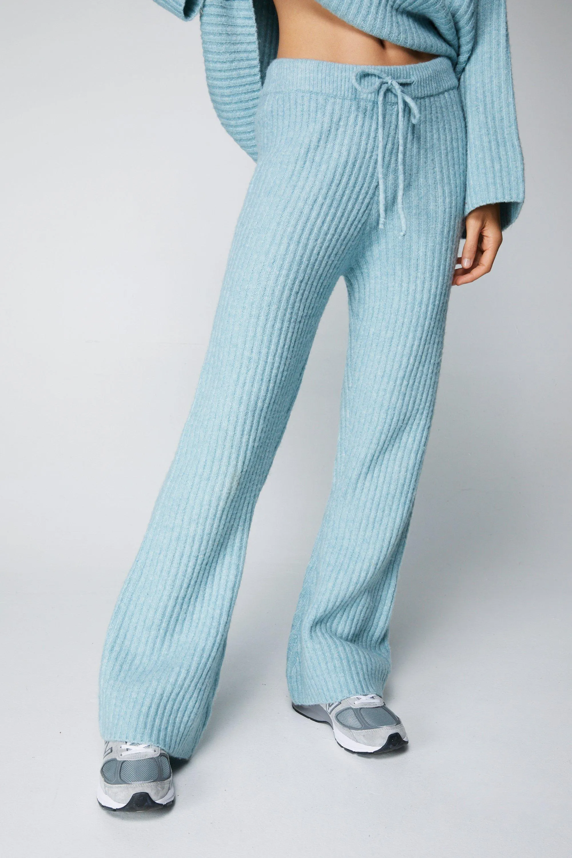 Ribbed Flare Trousers