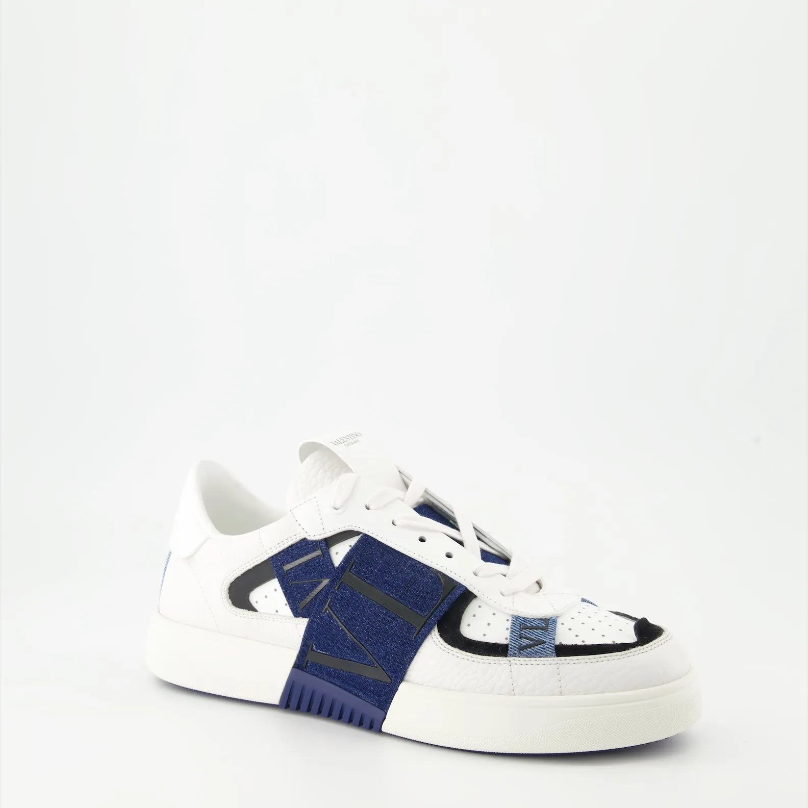 VL7N Denim Detail Sneakers