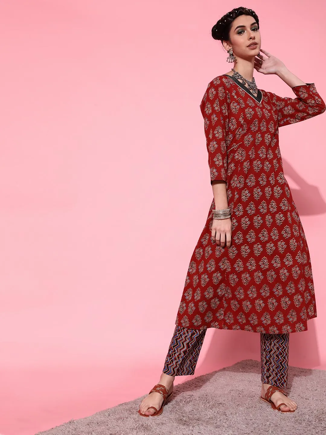 Women Maroon Printed Pure Cotton Kurta with Trousers