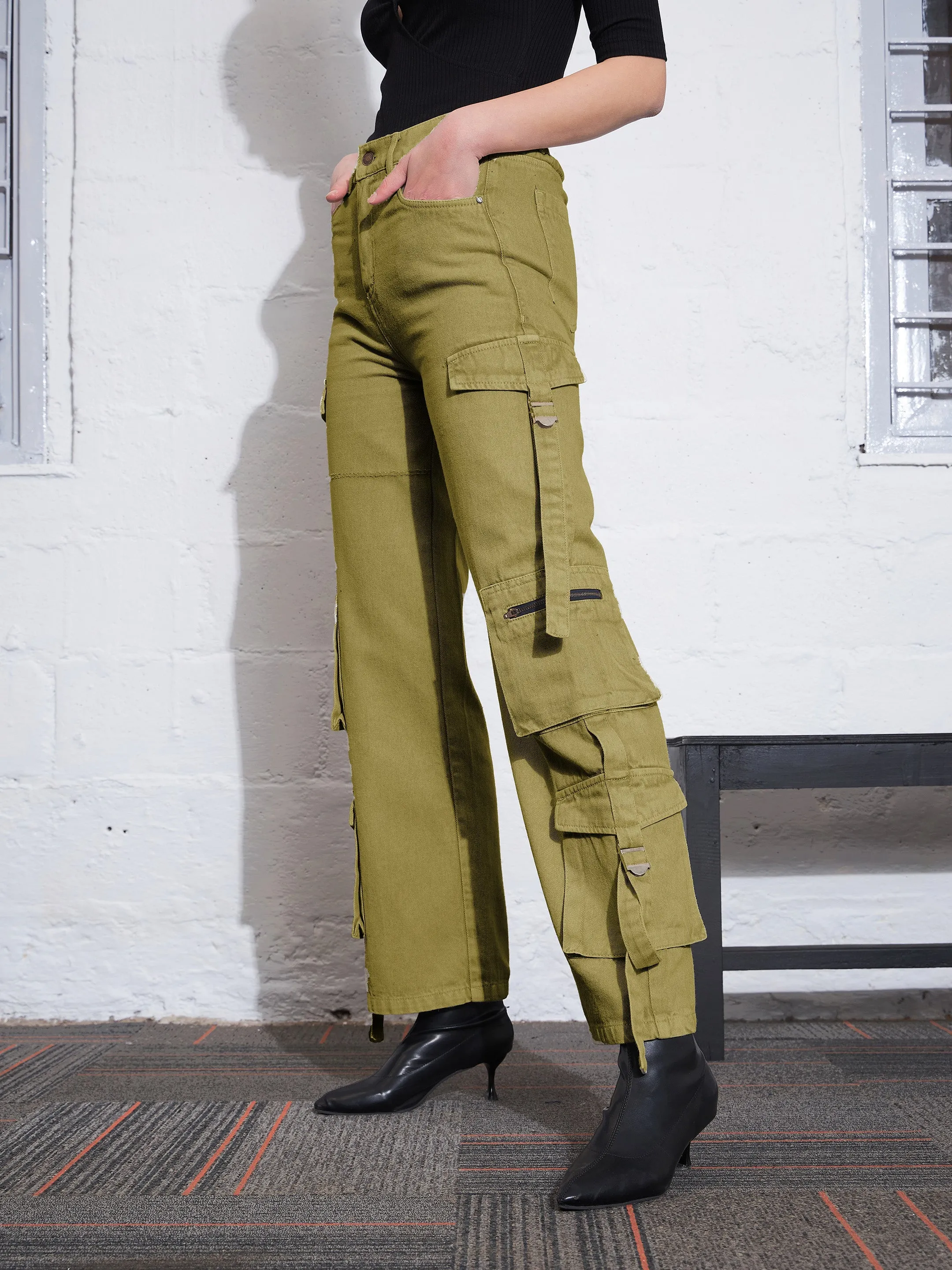 Women Olive Cargo Straight Jeans