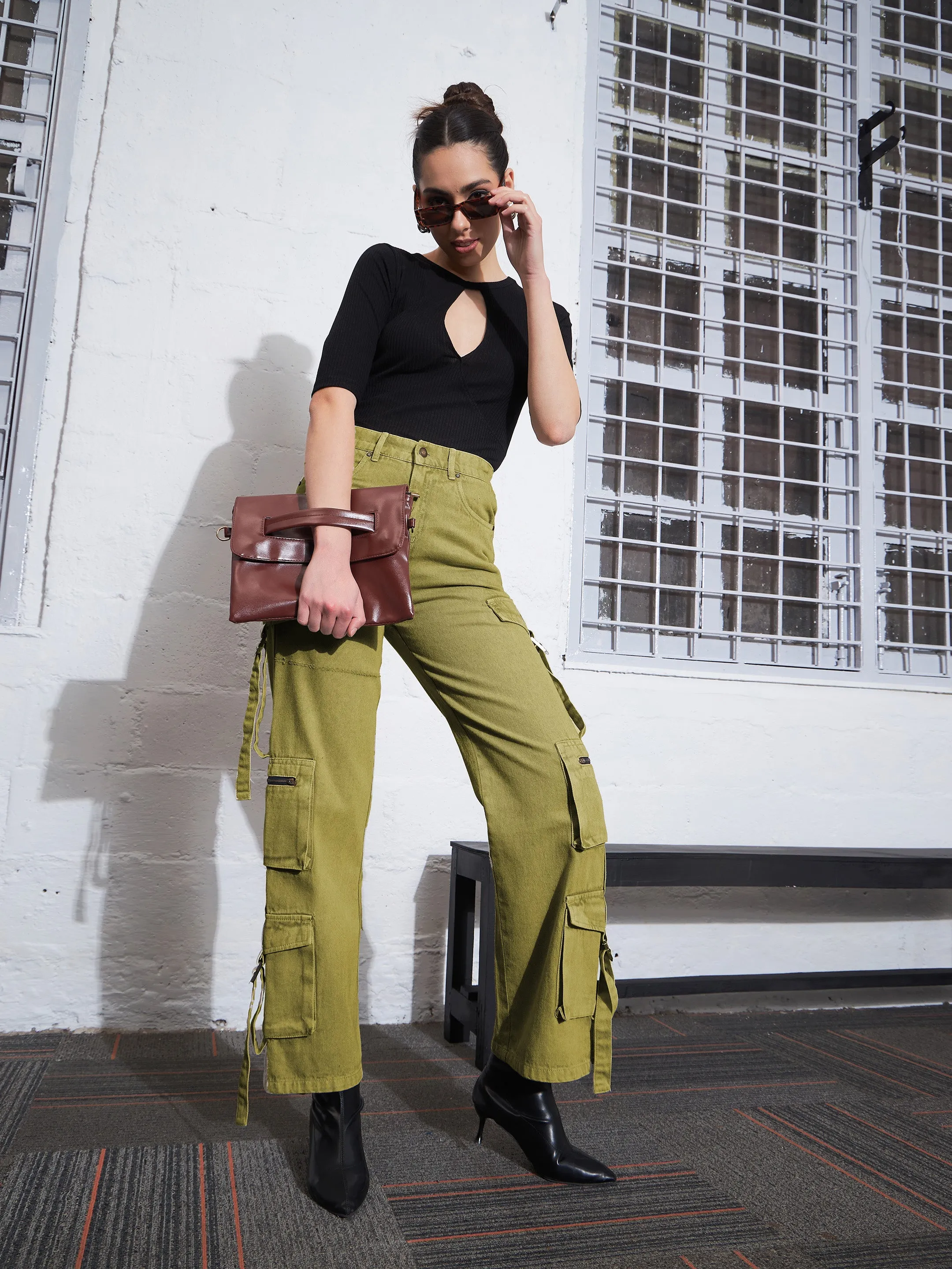 Women Olive Cargo Straight Jeans