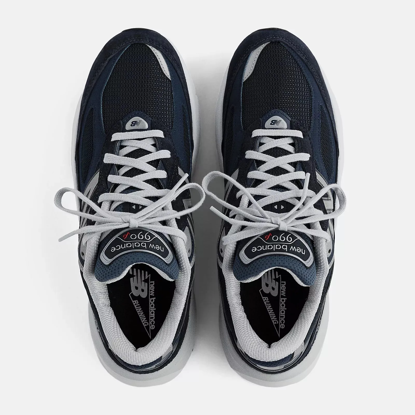  Women's 990 Navy with White V6  