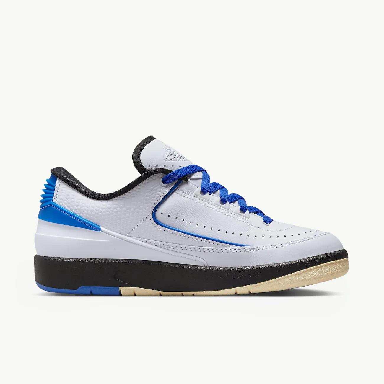 Women's Air Jordan 2 Retro Low - White/Varsity Royal Black/Muslin