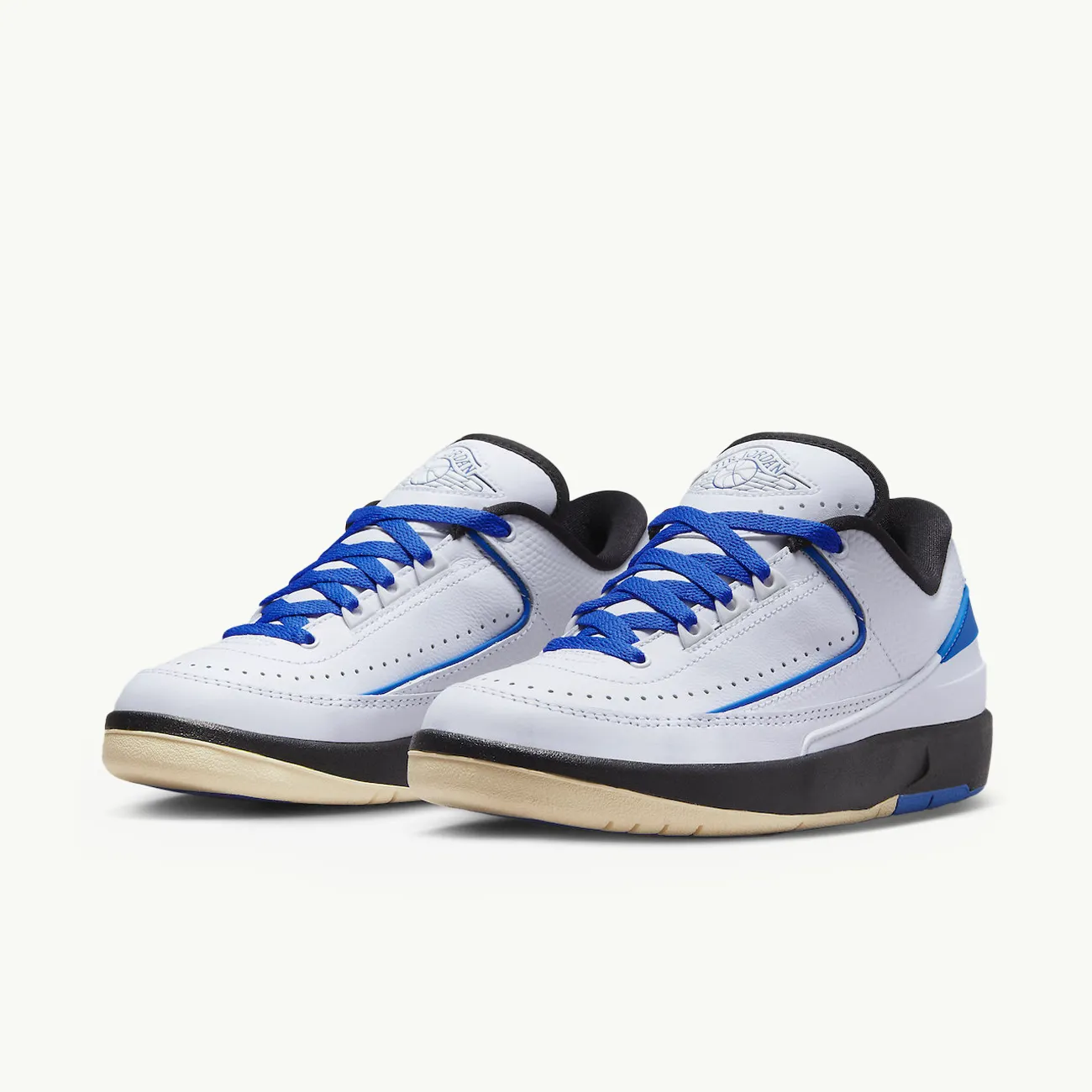 Women's Air Jordan 2 Retro Low - White/Varsity Royal Black/Muslin