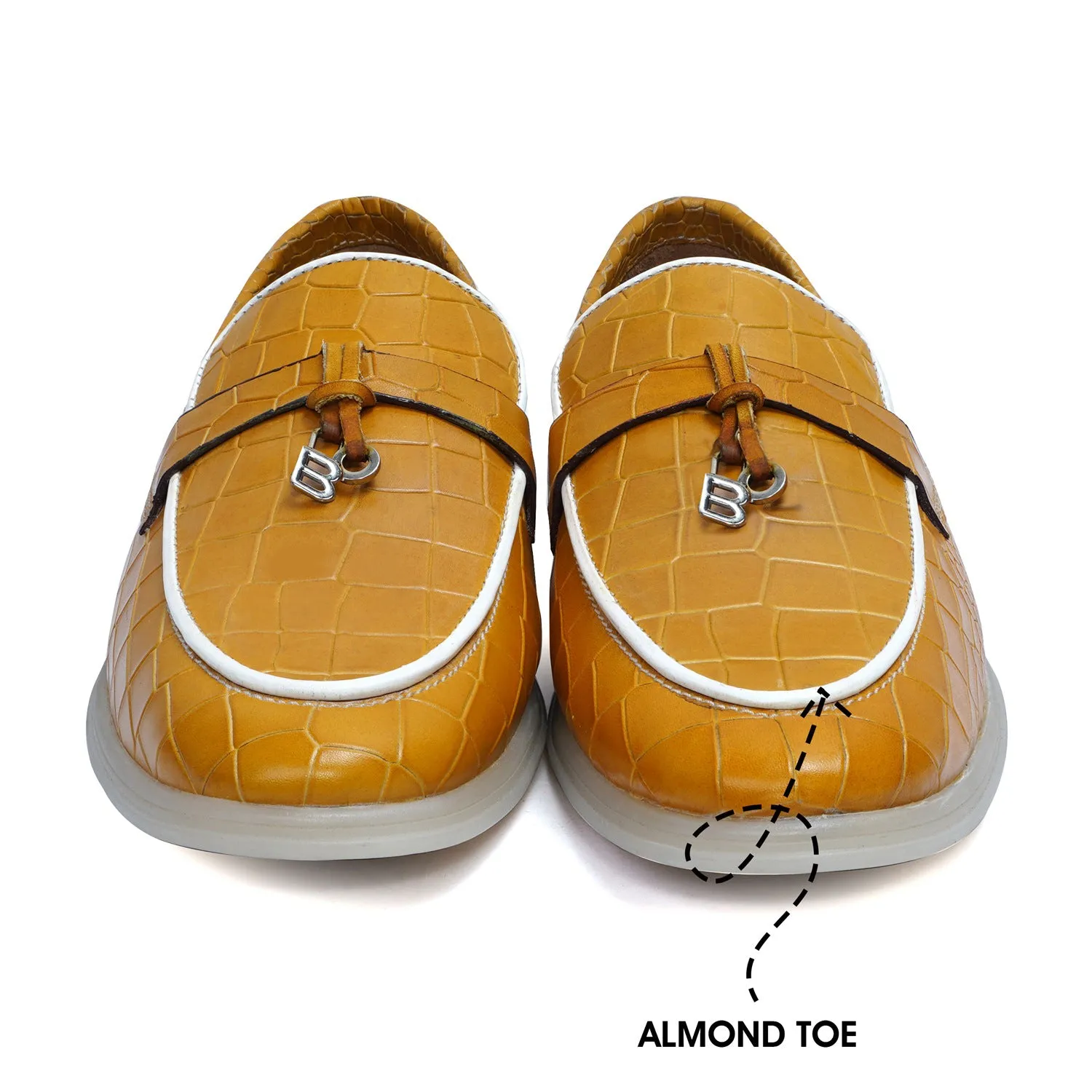 Yellow Yacht Shoes in Deep Cut Leather